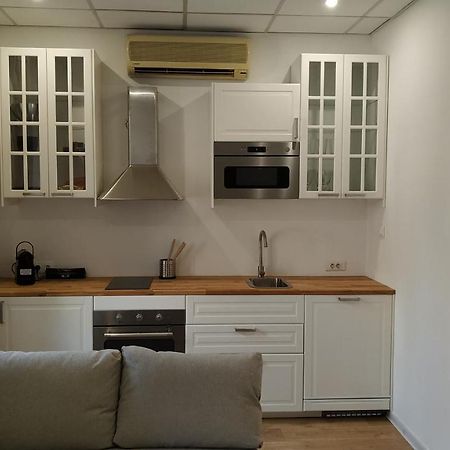 Studio Neuf Climatisé tout équipé #3 Tolone Esterno foto