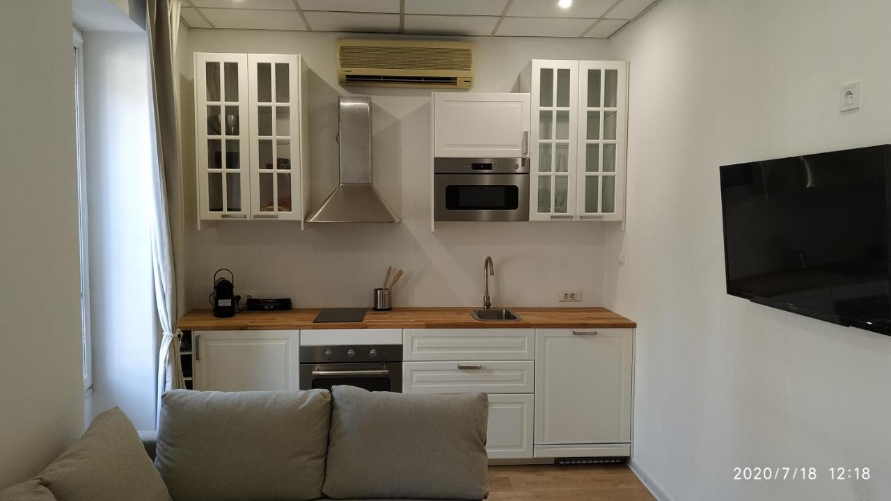 Studio Neuf Climatisé tout équipé #3 Tolone Esterno foto